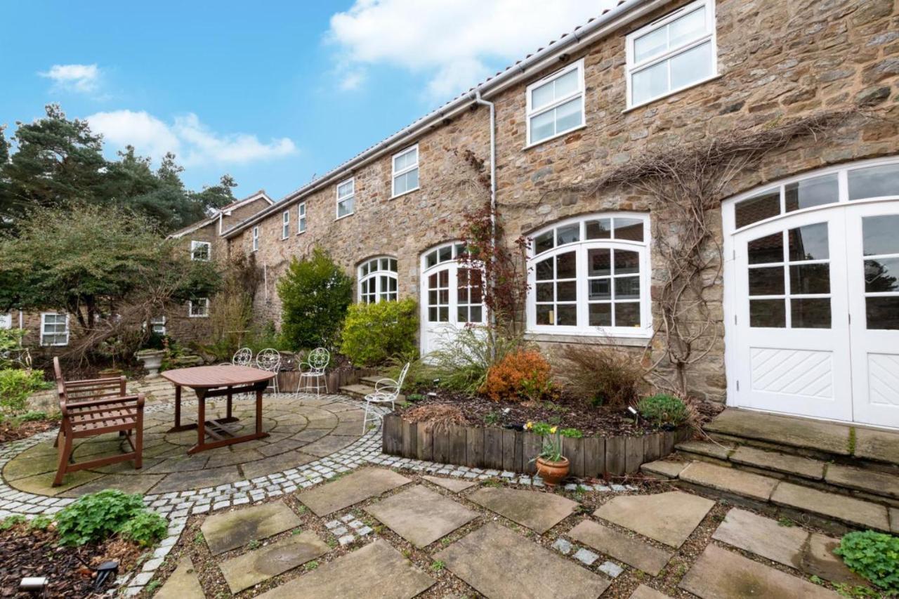 Middlehead Cottages Pickering Exteriör bild